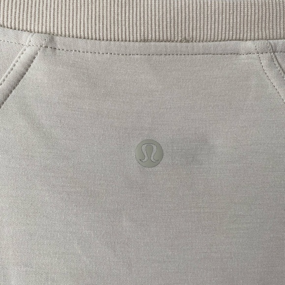 Lululemon Sweatshirt - Picture 3 of 4